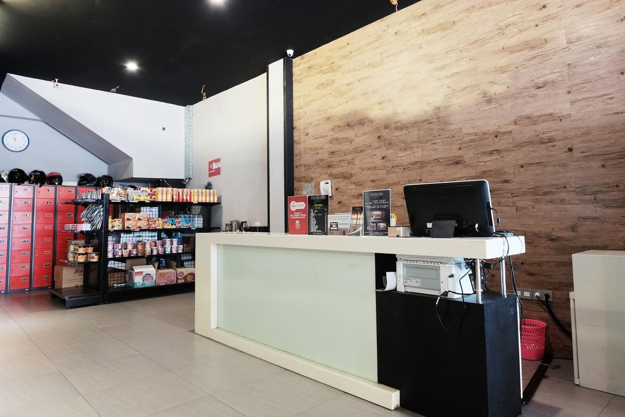 Juanda Airport Hostel Gedangan Εξωτερικό φωτογραφία